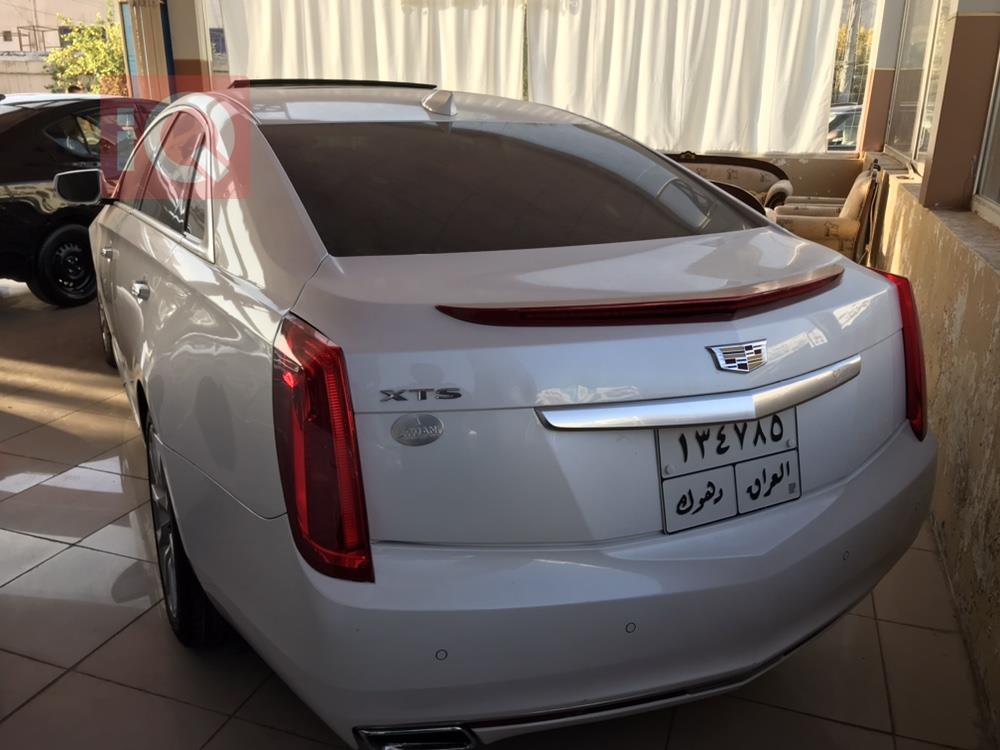Cadillac XTS